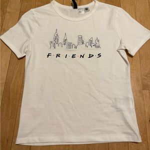 NWT H&M Babydoll Friends Tshirt